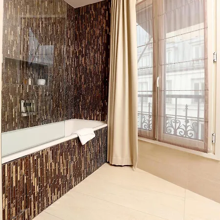 Elysées 3* Parigi