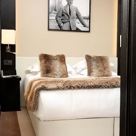 Elysées 3* Parigi