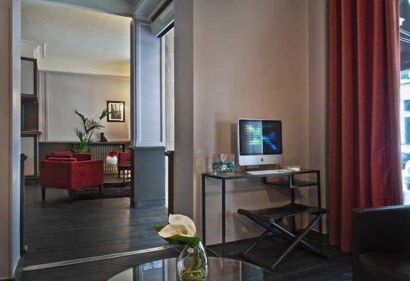 Elysées 3* Parigi