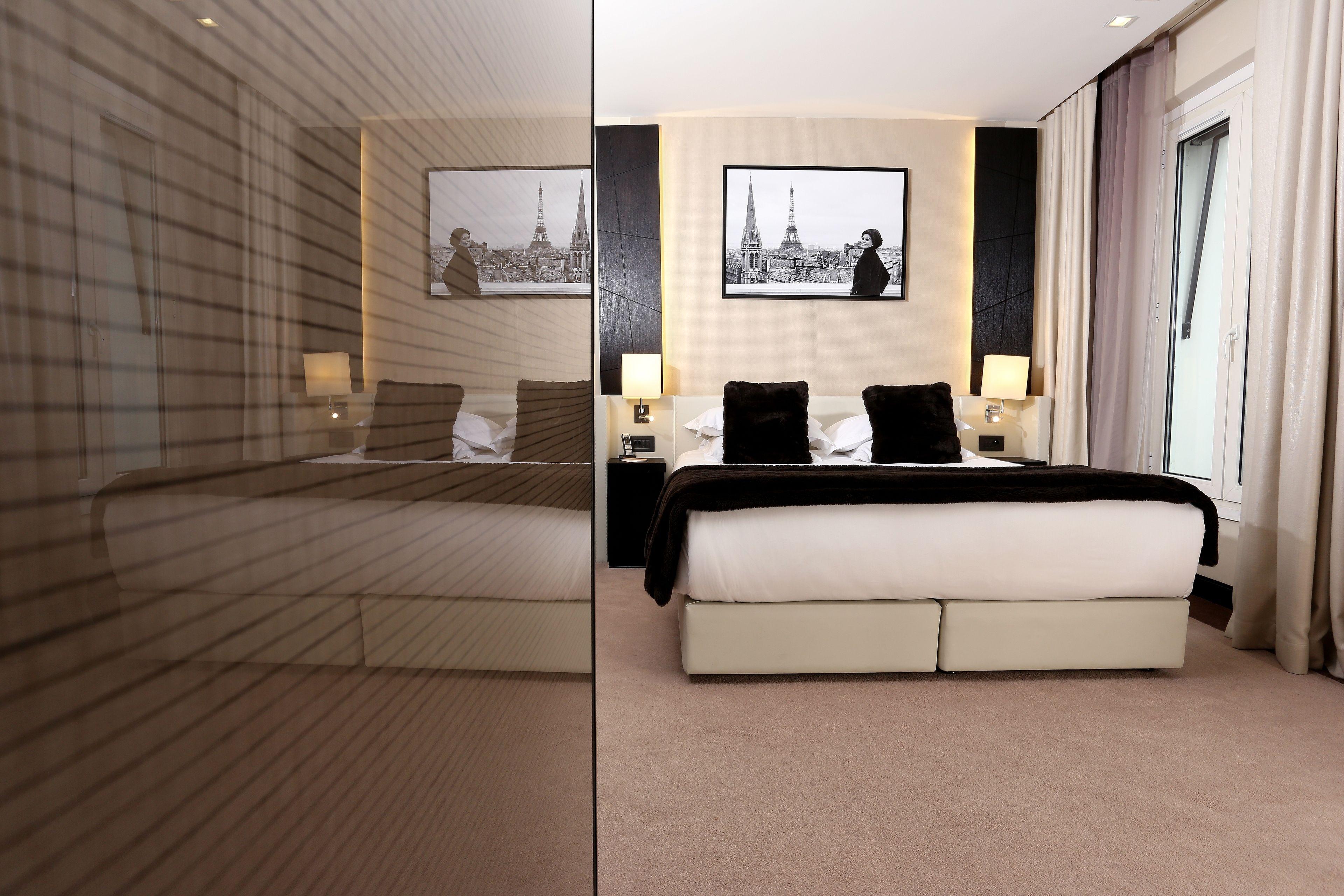 Elysées Hotel 3*