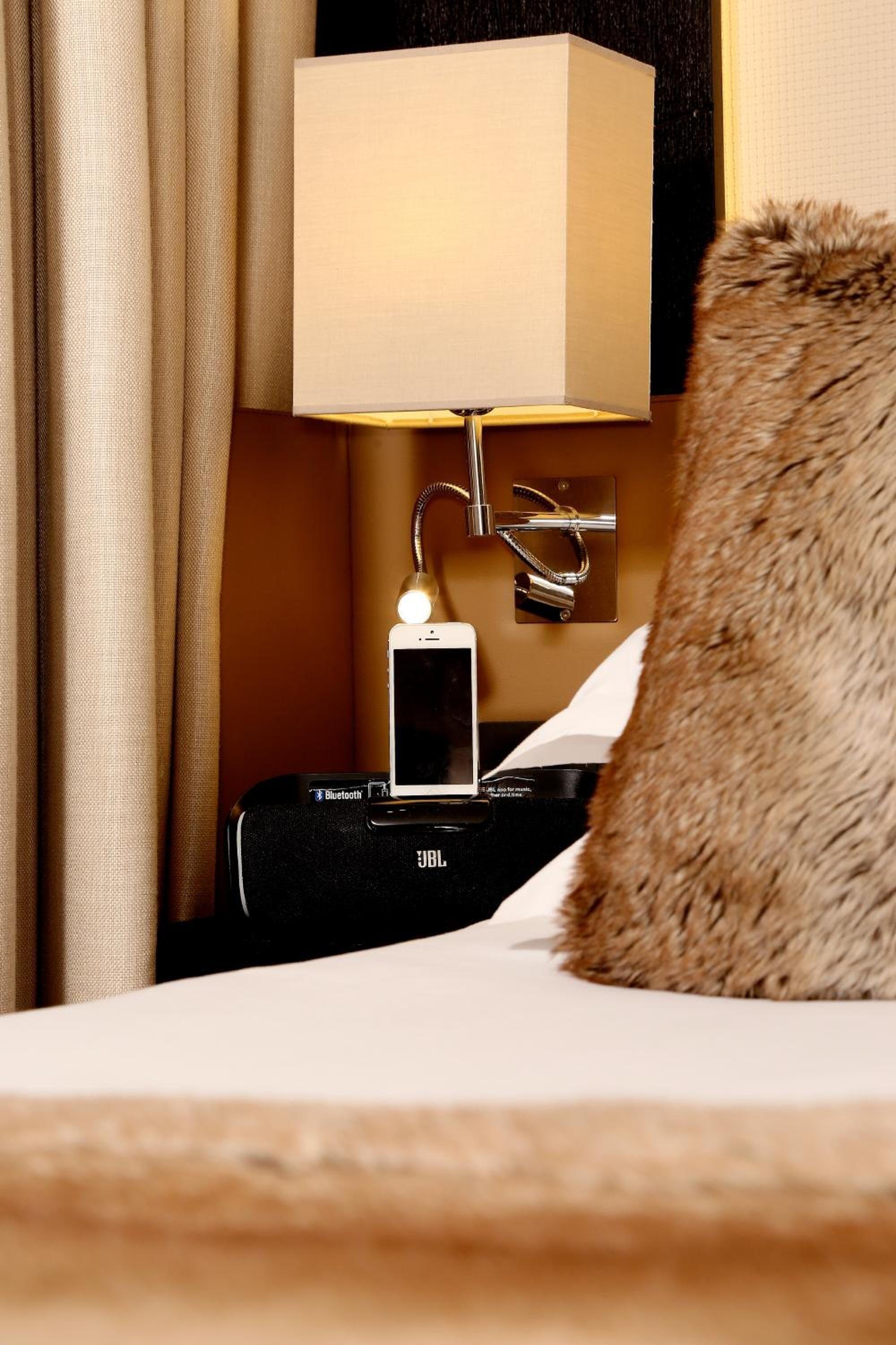 Elysées Hotel 3*